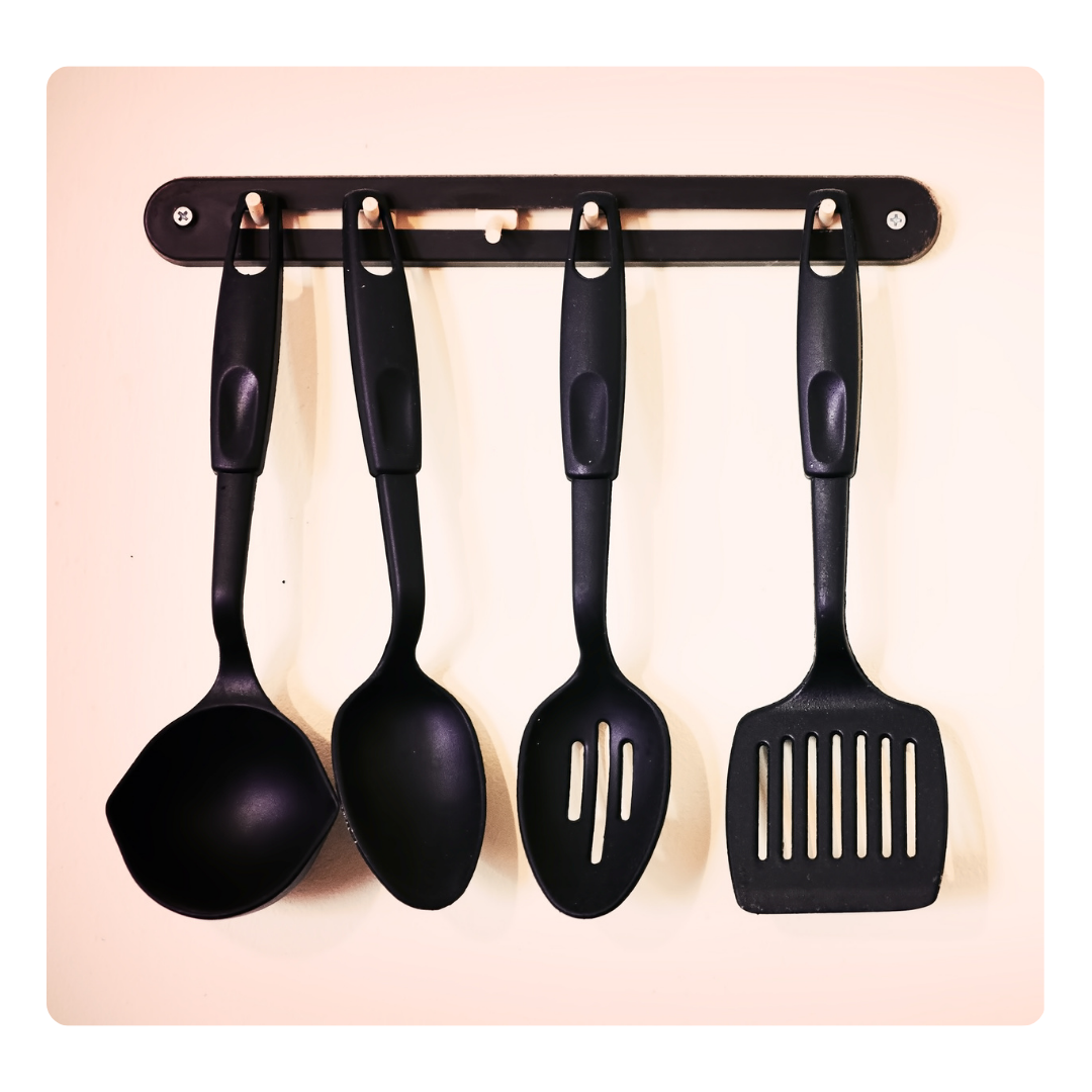 Do You Have Black Cookware? You May Want To Read This